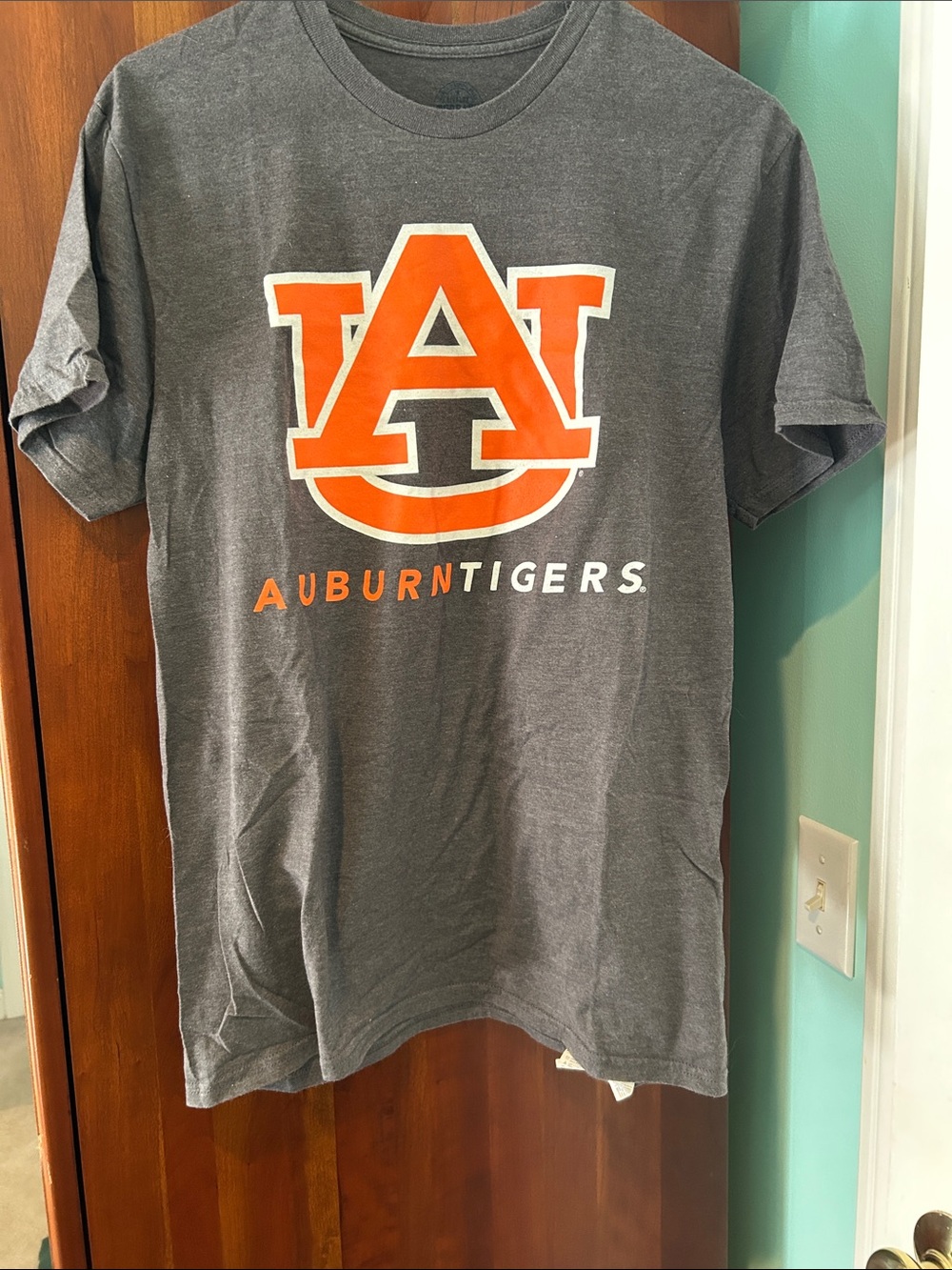 Auburn Tigers Men's Gray Short-Sleeve Logo T-Shirt